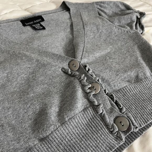 Y2K Vintage Gray Cropped Cardigan Sweater Puff Sleeves from Sweater Project - Picture 4 of 8